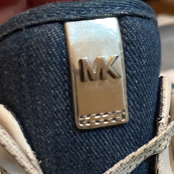 Michael Kors Blue and White Sneakers with Sporty Design and Comfortable Padding - Picture 8 of 8